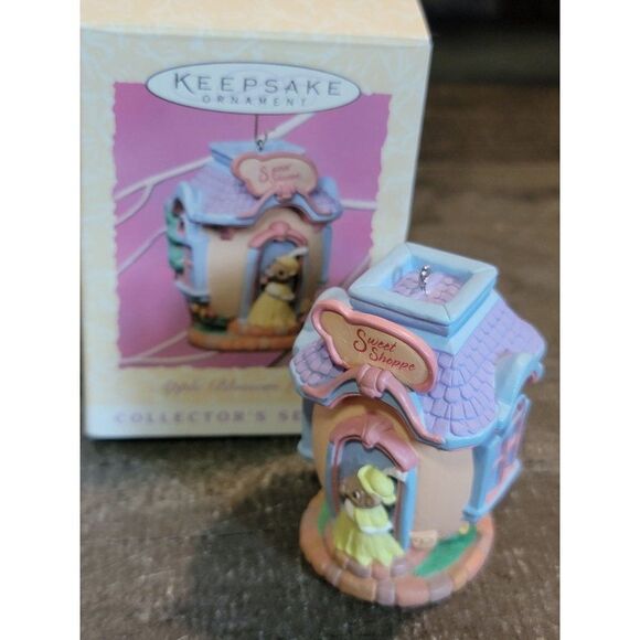 Hallmark Apple Blossom Lane 1997 ornament Xmas decor - Picture 1 of 7